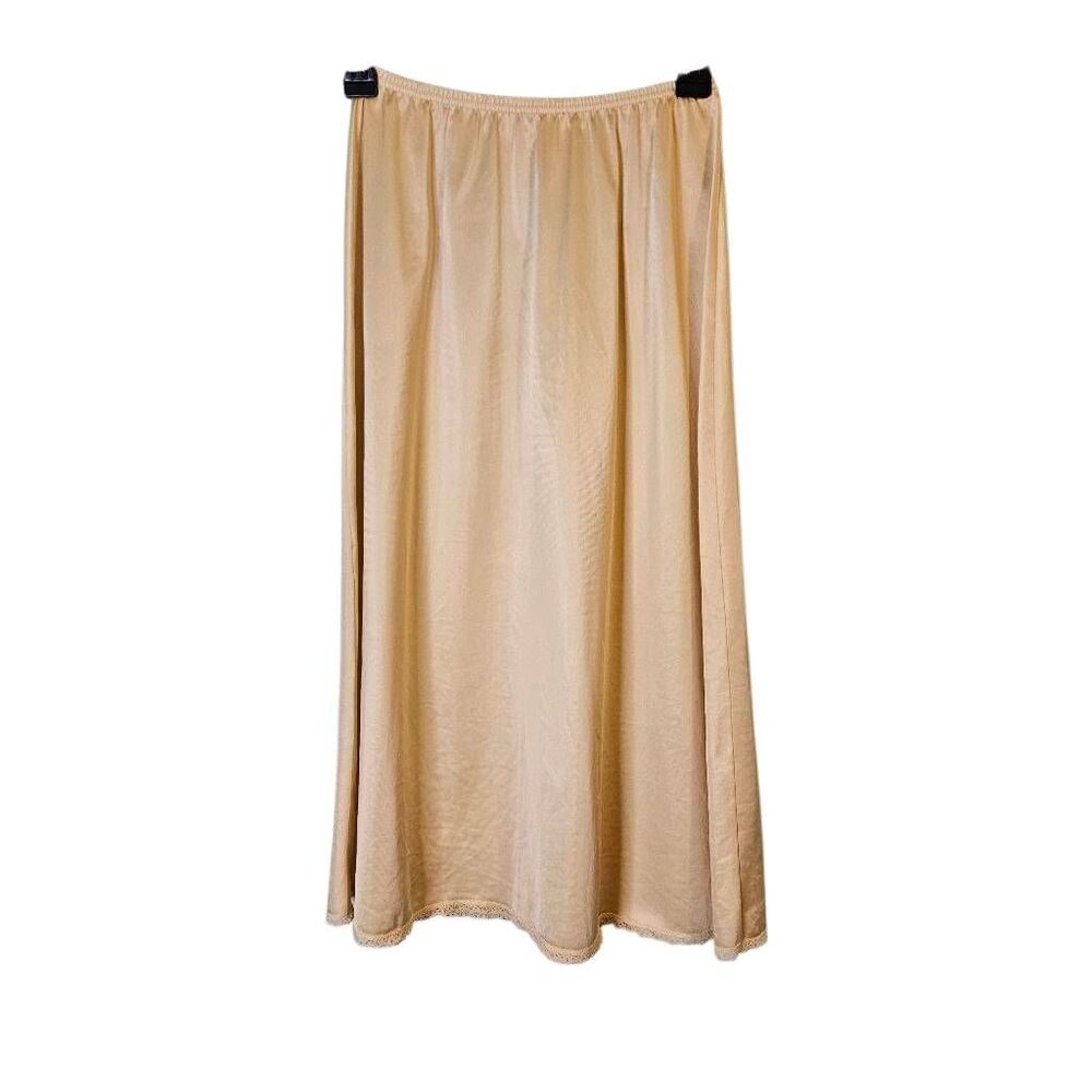 Vanity Fair half slip, cream, lace trim. Size S. #1003